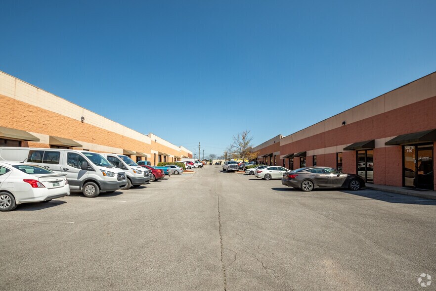 131 Weakley Ln, Smyrna, TN à louer - Photo du bâtiment - Image 3 de 10