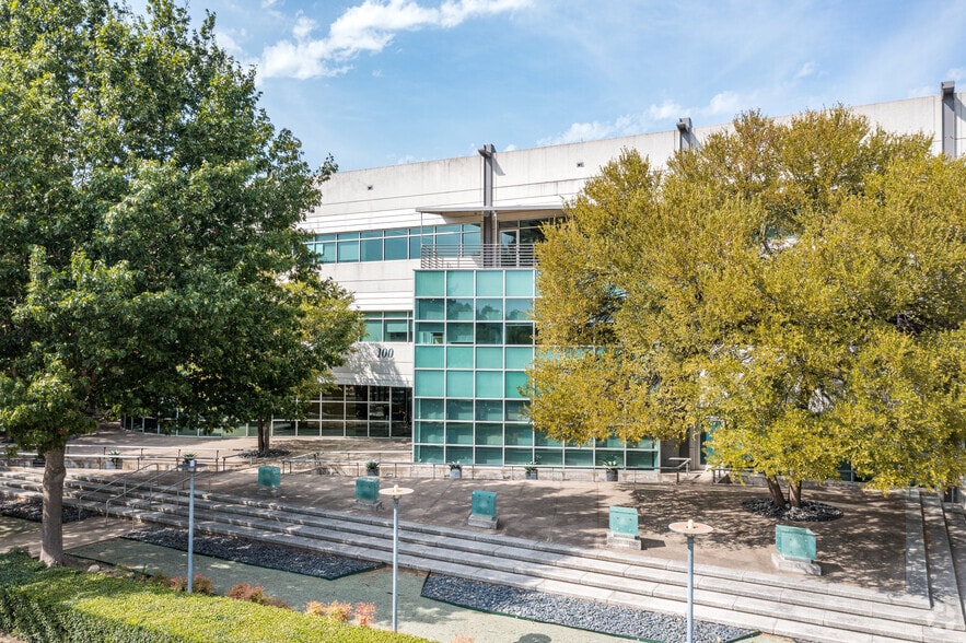 100 E Royal Ln, Irving, TX for lease - Building Photo - Image 3 of 14