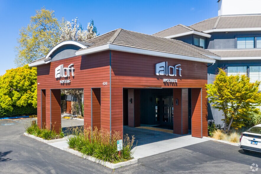 4241 Moorpark Ave, San Jose, CA à vendre - Photo du bâtiment - Image 3 de 8