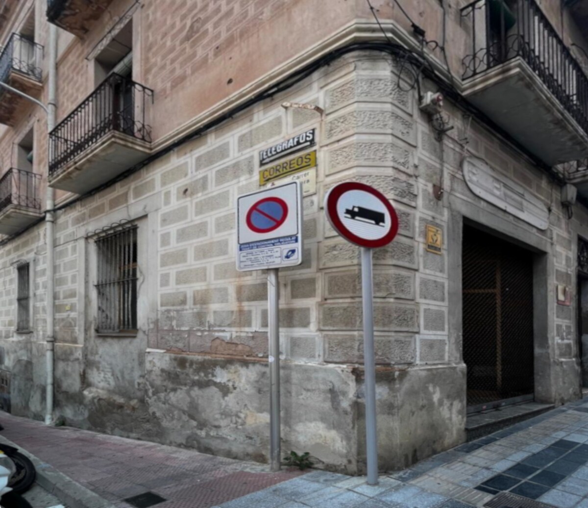 Retail in Tortosa, Tarragona for lease Primary Photo- Image 1 of 2