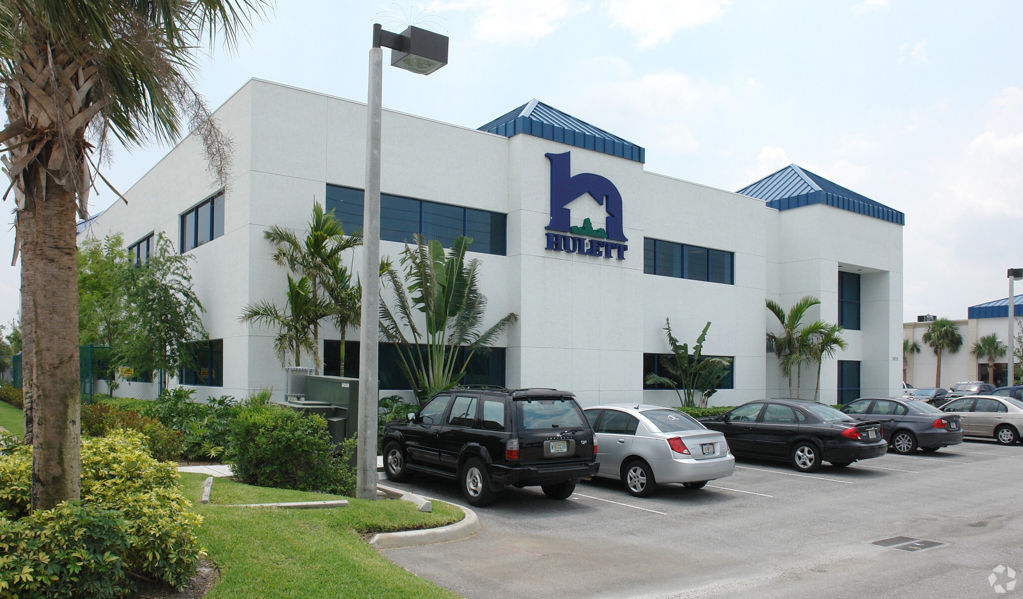 7670 Okeechobee Blvd, West Palm Beach, FL for lease Primary Photo- Image 1 of 4