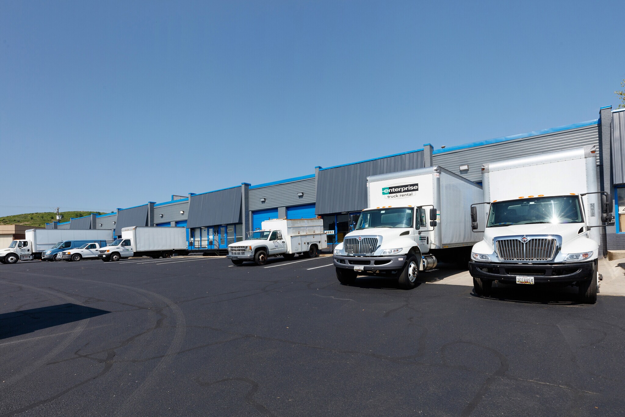 4878-4896 Stamp Rd, Temple Hills, MD à louer Photo du bâtiment- Image 1 de 4