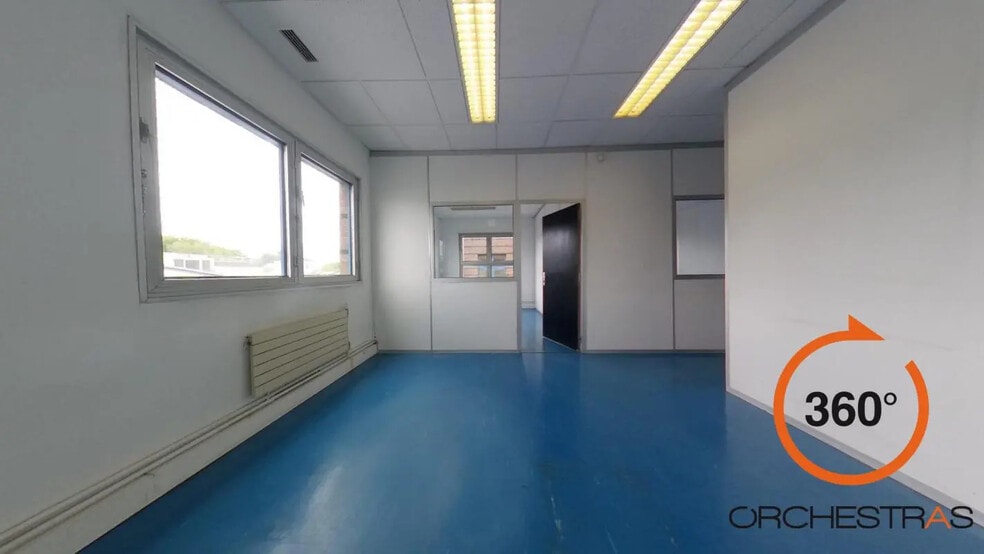 Office in Villiers-sur-Marne for lease - Interior Photo - Image 2 of 4