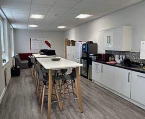 2630-2640 Kings Ct, Birmingham à louer Photo intérieure- Image 1 de 7