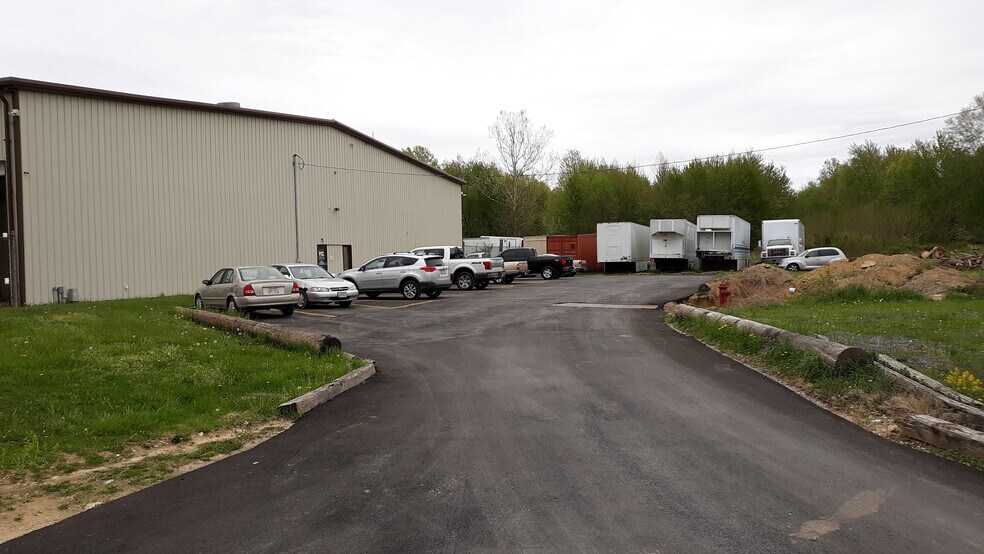 3354 State Route 132, Amelia, OH à vendre - Photo du bâtiment - Image 3 de 7