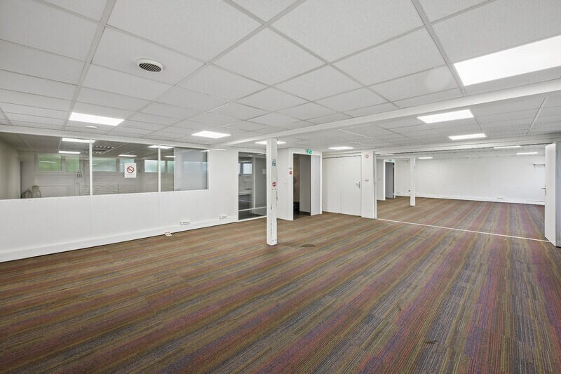 3 Rue Guy De Gouyon Du Verger, Arcueil for sale - Interior Photo - Image 2 of 16