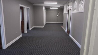 47-63 W Huron St, Pontiac, MI for lease - Commercial Listing Video 