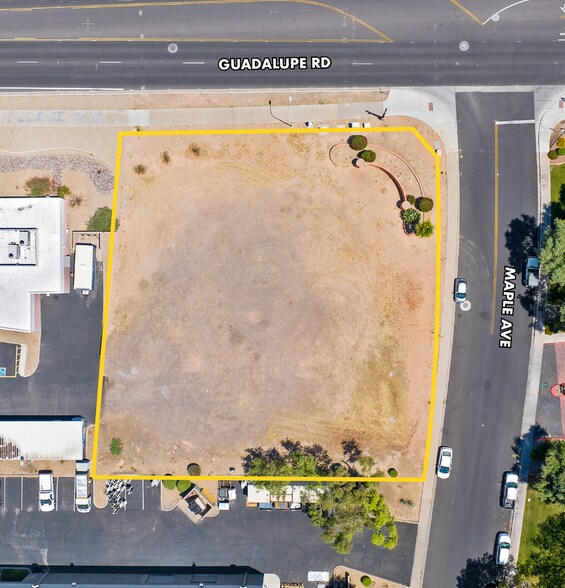 6422 S Maple Ave, Tempe, AZ à vendre - Photo du bâtiment - Image 2 de 3