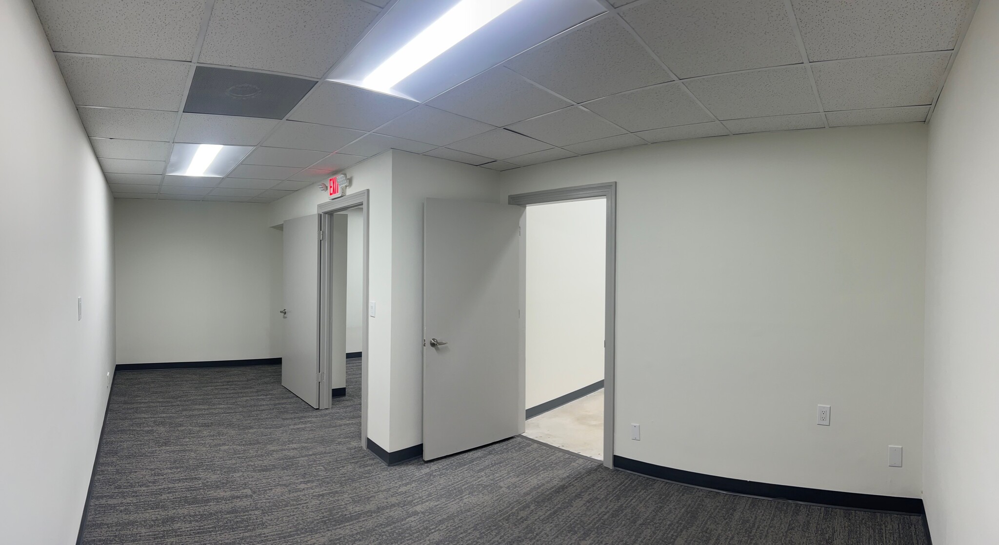 3111 Fortune Way, Wellington, FL for lease Interior Photo- Image 1 of 6