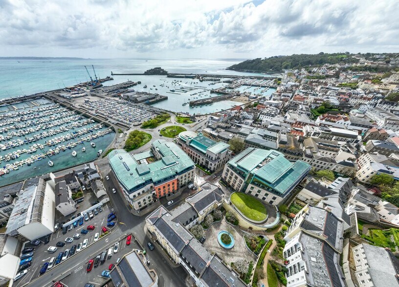 St Julian's Ave, Guernsey à louer - Aérien - Image 2 de 4