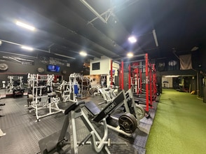 1142 Okeechobee Rd, West Palm Beach, FL for lease Interior Photo- Image 2 of 12