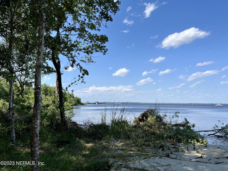 654 Orange Ave, Green Cove Springs, FL for sale - Building Photo - Image 1 of 20