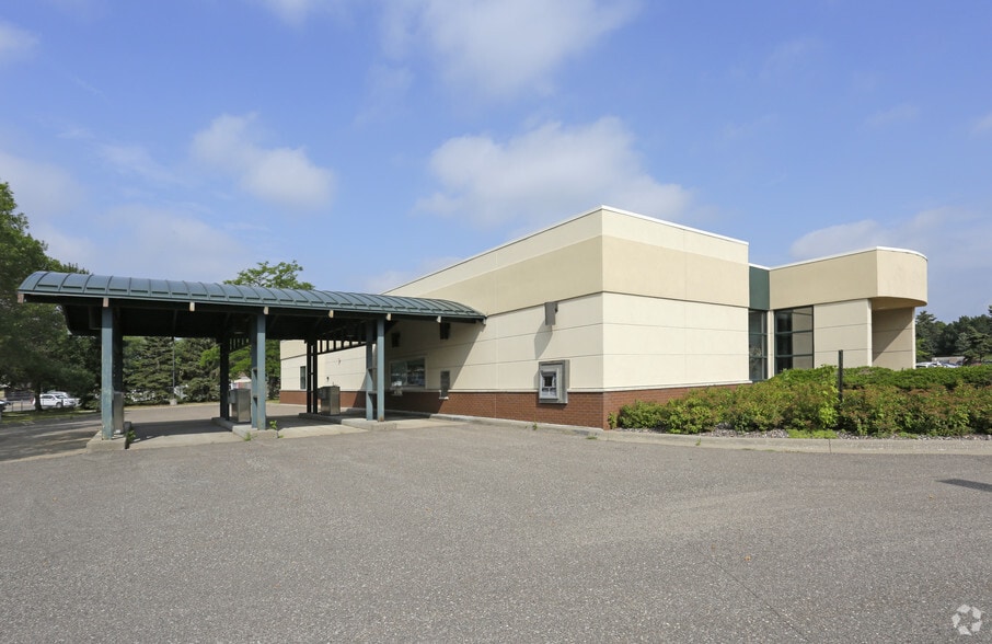 8420 City Centre Dr, Woodbury, MN à vendre - Photo du bâtiment - Image 3 de 21