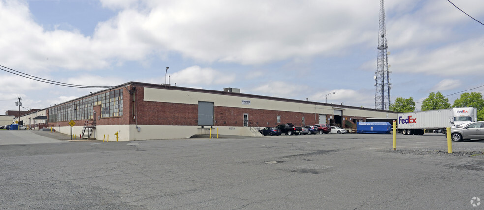 625 Jersey Ave, New Brunswick, NJ for lease - Primary Photo - Image 1 of 7