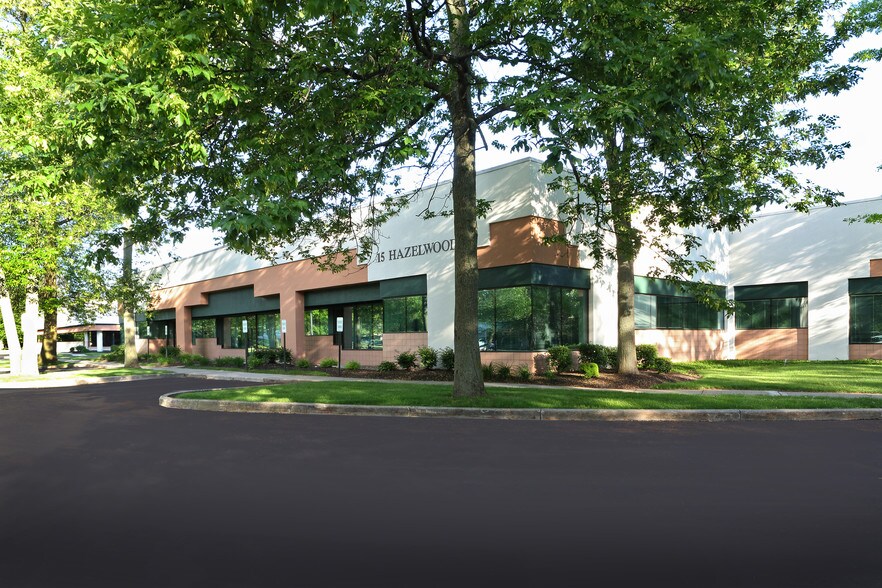 15 Hazelwood Dr, Buffalo, NY à louer - Photo du bâtiment - Image 1 de 10