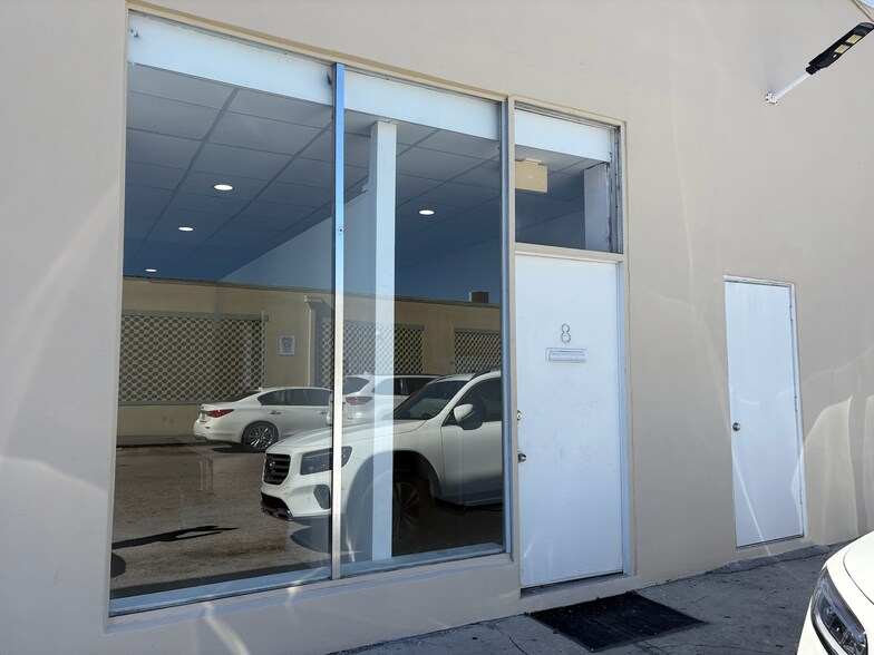 101 E Okeechobee Rd, Hialeah, FL for lease - Building Photo - Image 1 of 19
