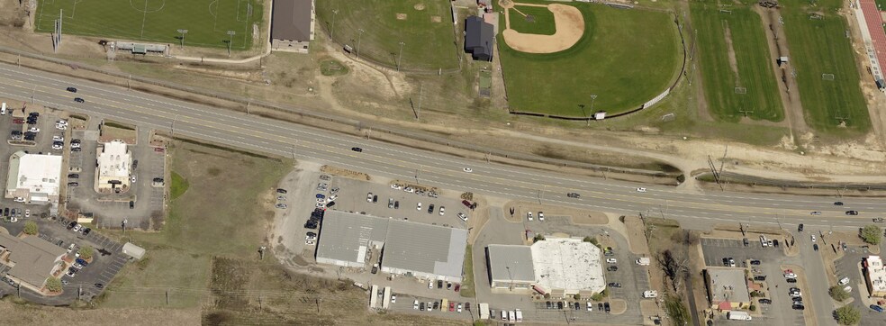 1633 E Beebe Capps Expy, Searcy, AR for lease - Primary Photo - Image 1 of 1