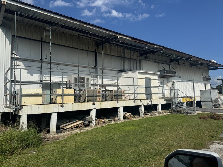 1008 Railroad St, Belle Glade, FL à vendre - Photo du bâtiment - Image 3 de 25