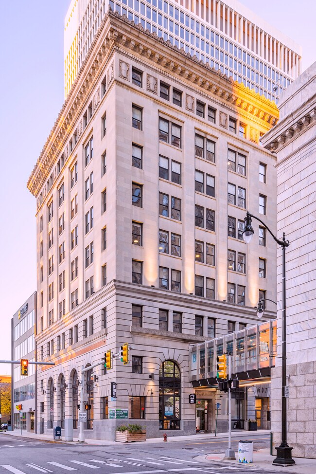 Plus de détails pour 607 Shelby St, Detroit, MI - Commerce de détail à louer