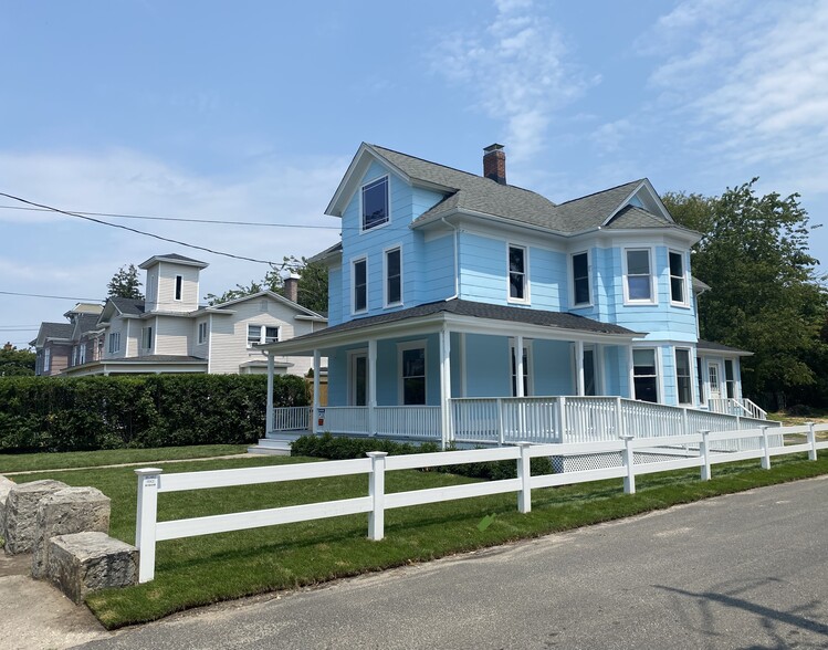 434 Griffing Ave, Riverhead, NY for lease - Building Photo - Image 1 of 7