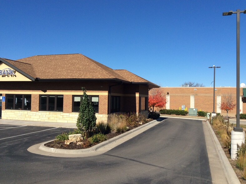 3151 S Service Dr, Red Wing, MN for lease - Building Photo - Image 2 of 25