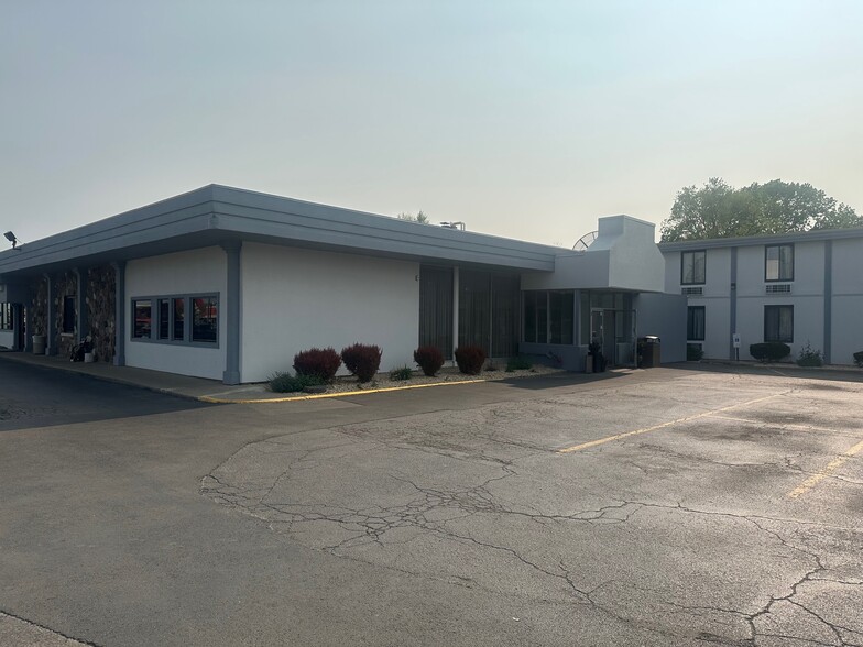 2080 Mannheim Rd, Northlake, IL for sale - Building Photo - Image 1 of 19
