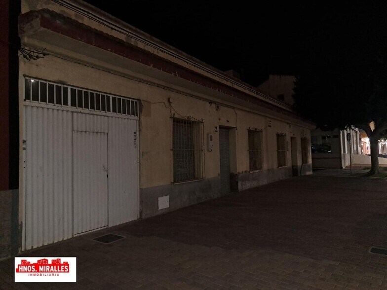 Commerce de détail dans Formentera del Segura, Alicante à louer - Photo du bâtiment - Image 2 de 4