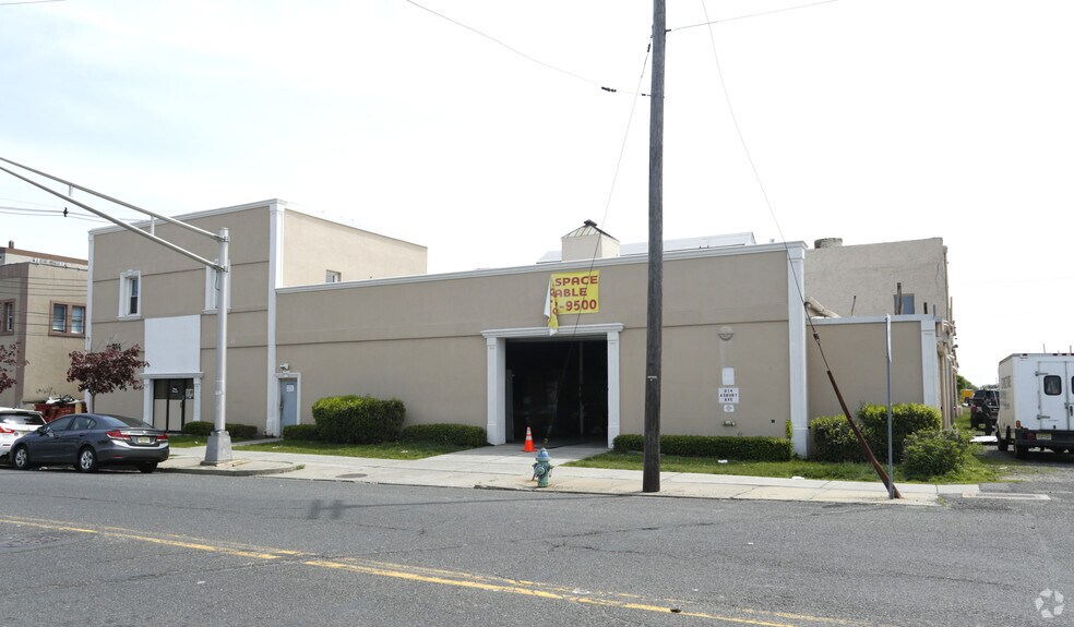 814 Asbury Ave, Asbury Park, NJ à louer - Photo principale - Image 1 de 7