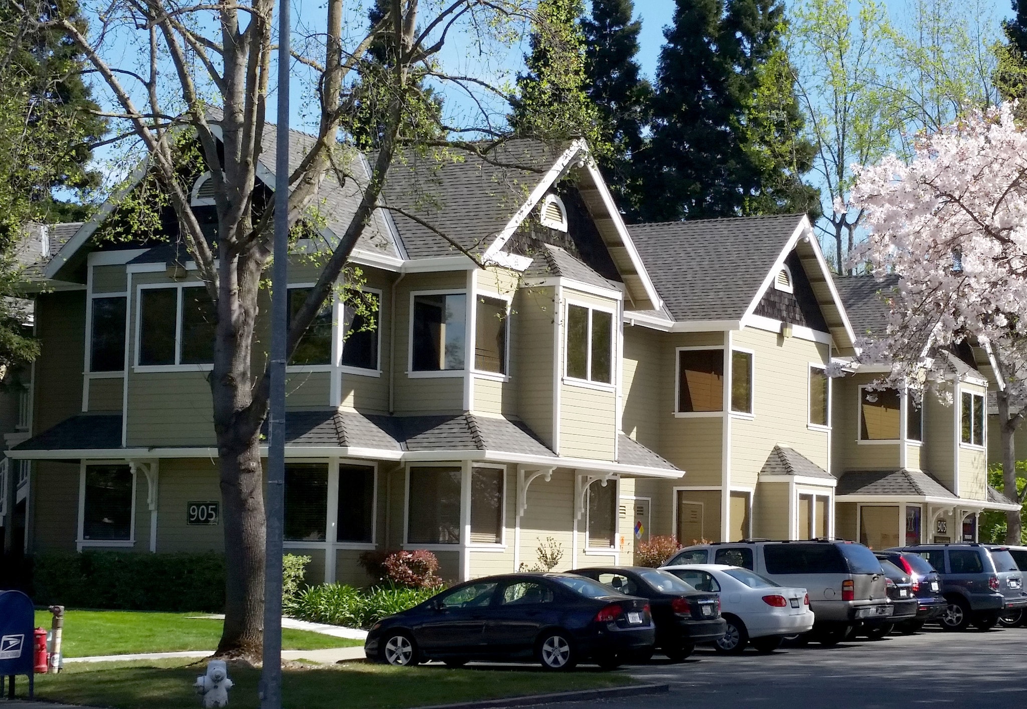 903-909 San Ramon Valley Blvd, Danville, CA for lease Primary Photo- Image 1 of 16