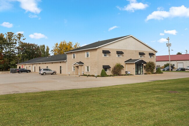 Plus de détails pour 2425 Medina Rd, Medina, OH - Bureau, Industriel à louer