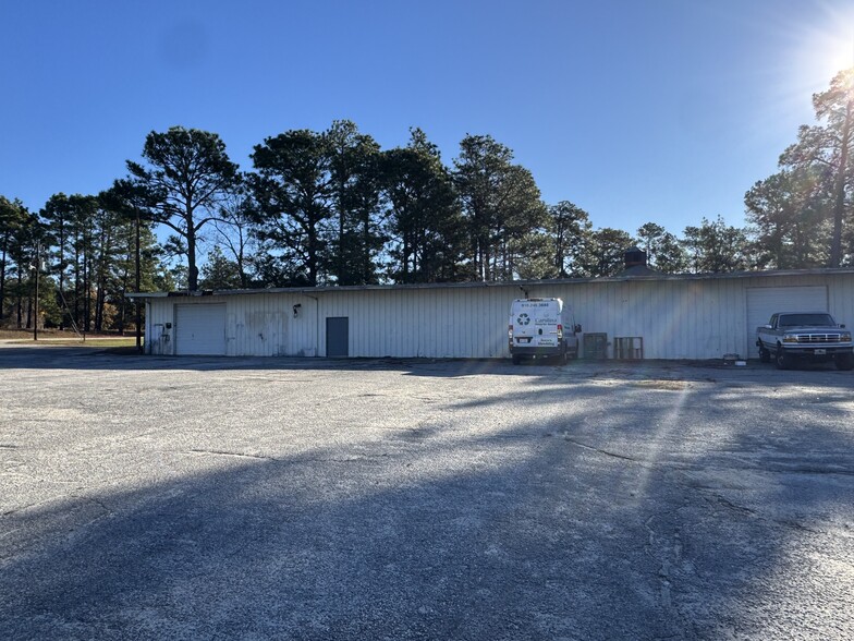 15 Carter St, Pinehurst, NC for lease - Primary Photo - Image 1 of 1