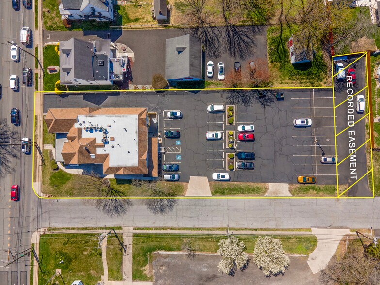 14500 Bustleton Ave, Philadelphia, PA à vendre - Photo du bâtiment - Image 3 de 7