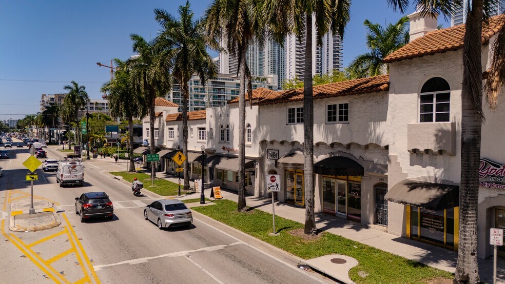 2427 Biscayne Blvd, Miami, FL à louer - Photo du bâtiment - Image 1 de 14