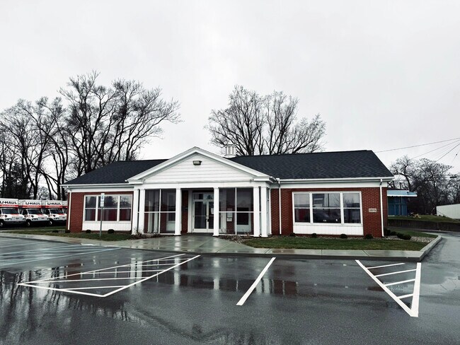 More details for 2815 E Michigan Ave, Jackson, MI - Retail for Sale