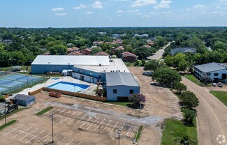 Plus de détails pour 46 Northtown Dr, Jackson, MS - Bureau/Commerce de détail à louer