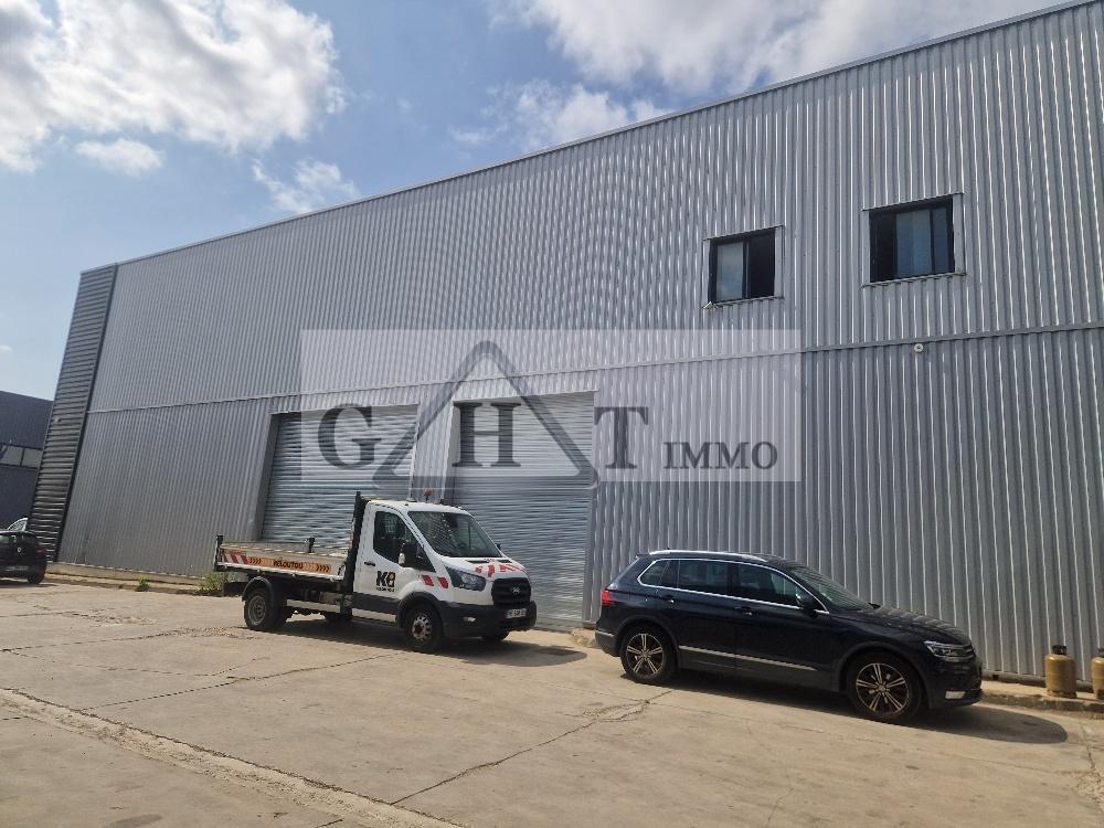 Industrial in Meaux for lease Building Photo- Image 1 of 9
