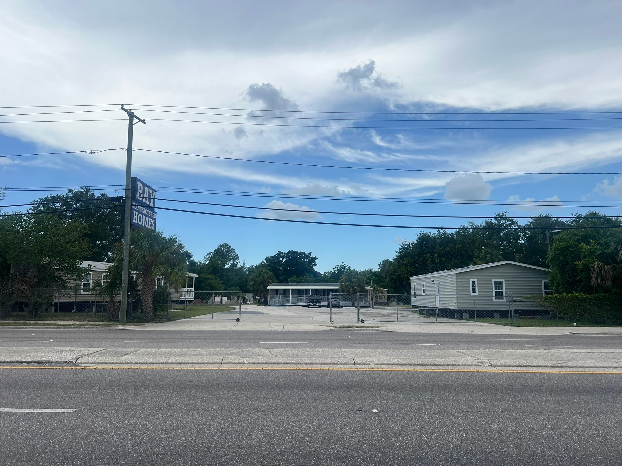 10916 N Nebraska Ave, Tampa, FL for sale Primary Photo- Image 1 of 13