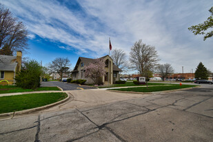 849 N Ellsworth St, Naperville IL - Loft