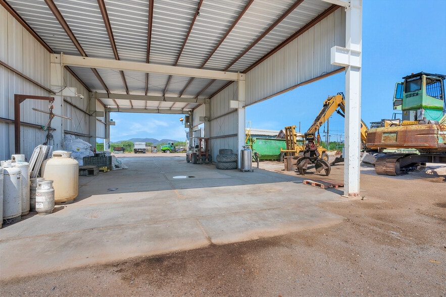 8920 S Eisenhower Rd, Tucson, AZ à vendre - Photo du bâtiment - Image 3 de 21