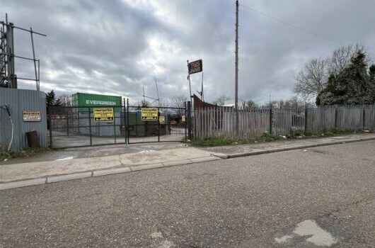 32 Rawreth Industrial Estate, Rayleigh à vendre - Photo du bâtiment - Image 3 de 4