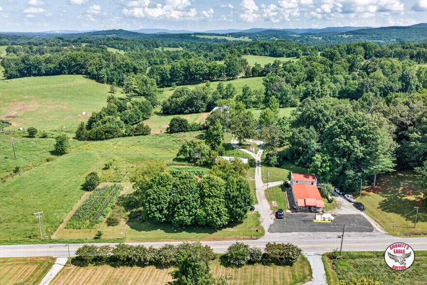 2969 Moodyville Rd, Byrdstown, TN à vendre - Photo du bâtiment - Image 3 de 76