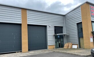 Plus de détails pour Avon Way, Trowbridge - Industriel à louer