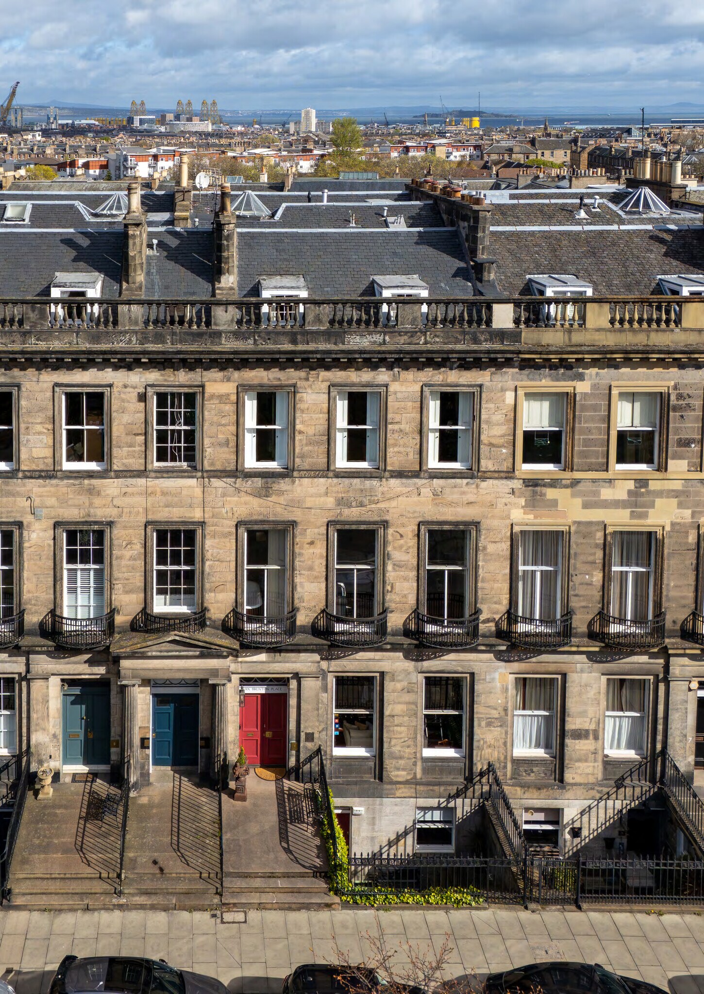 6 Brunton Pl, Edinburgh à vendre Photo du bâtiment- Image 1 de 11