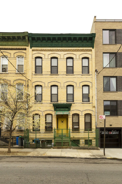 334 Bleecker St, Brooklyn, NY for sale - Building Photo - Image 1 of 1