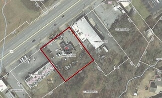 More details for 720 Wade Hampton Blvd, Greenville, SC - Retail for Sale