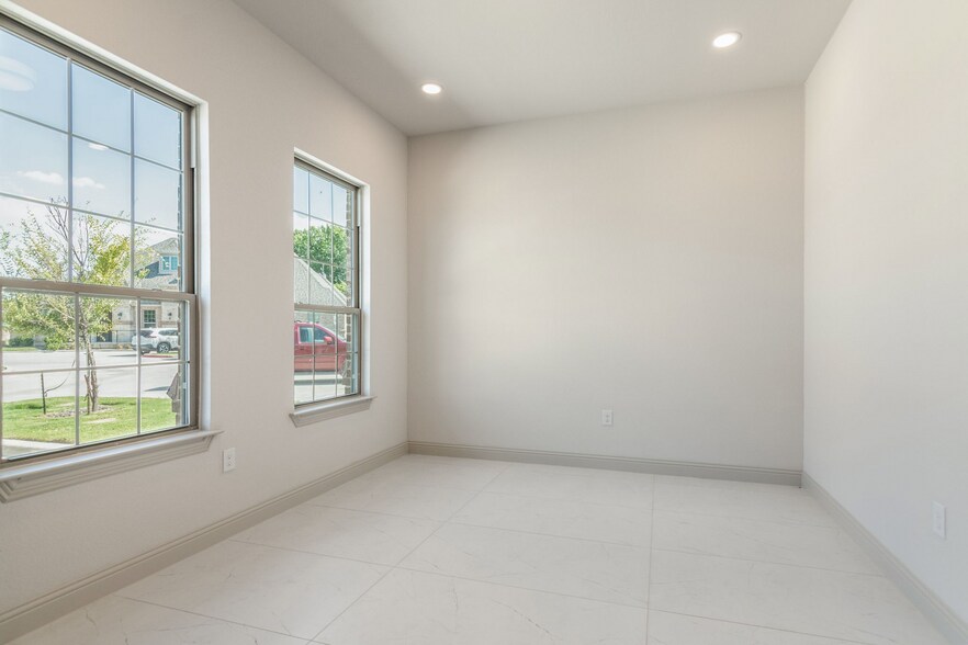 7720 Rufe Snow Dr, Fort Worth, TX à louer - Photo intérieure - Image 3 de 10