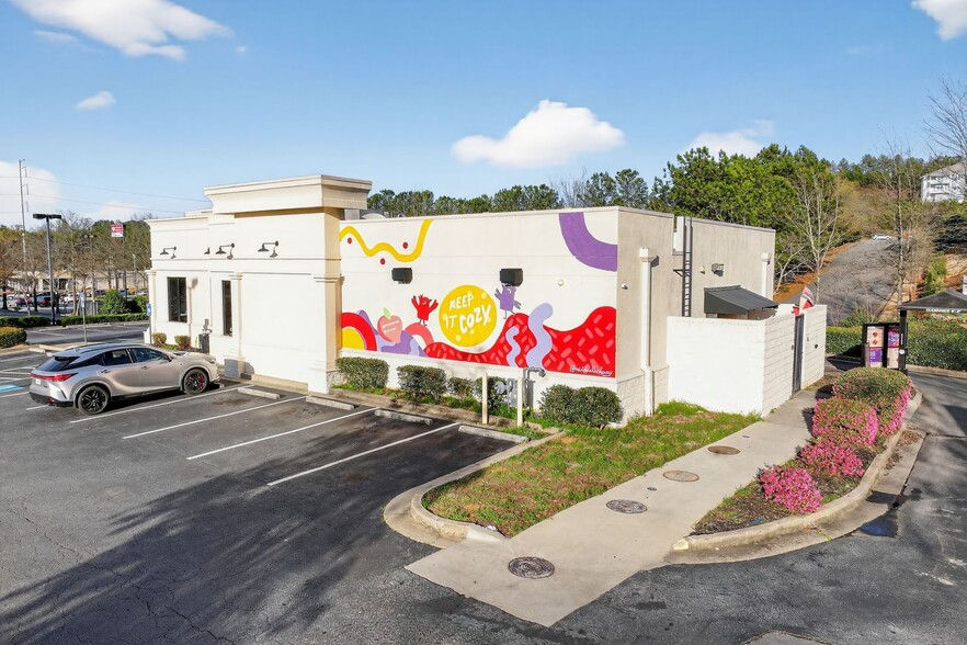 2500 Barrett Creek Blvd, Marietta, GA for sale - Building Photo - Image 3 of 35