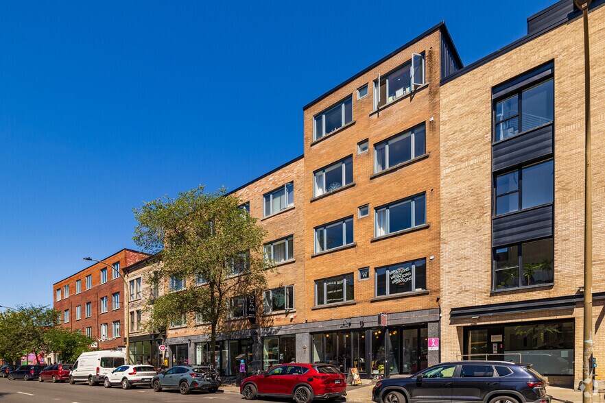 5329-5337 Boul Saint-Laurent, Montréal, QC à louer - Photo principale - Image 1 de 4