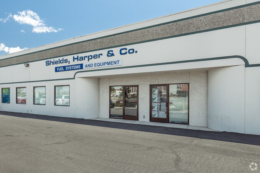 280 Greg St, Reno, NV à louer - Photo du bâtiment - Image 2 de 6