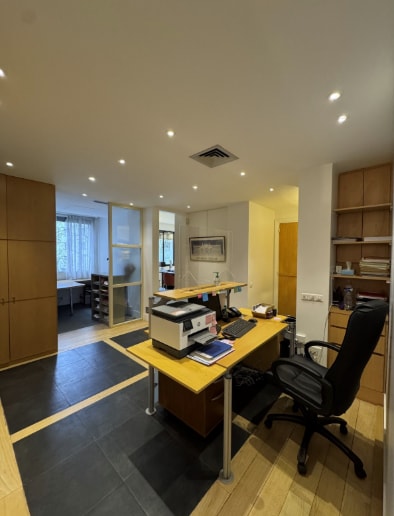 16 Avenue Paul Doumer, Paris, PAR 75016 - - - Photo intérieure - Image 1 of 5